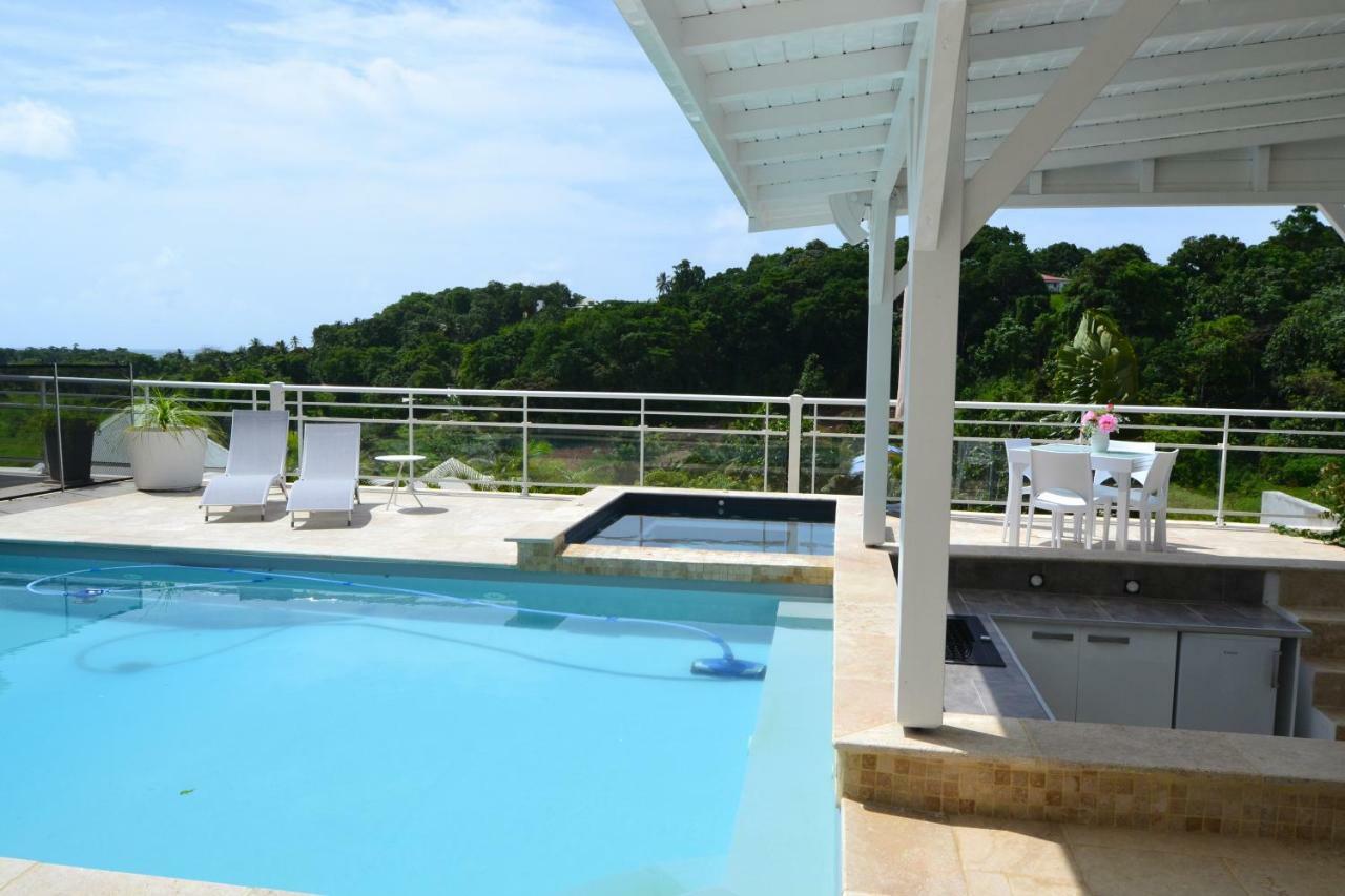 "Pepite" Apartment Petit-Bourg Luaran gambar