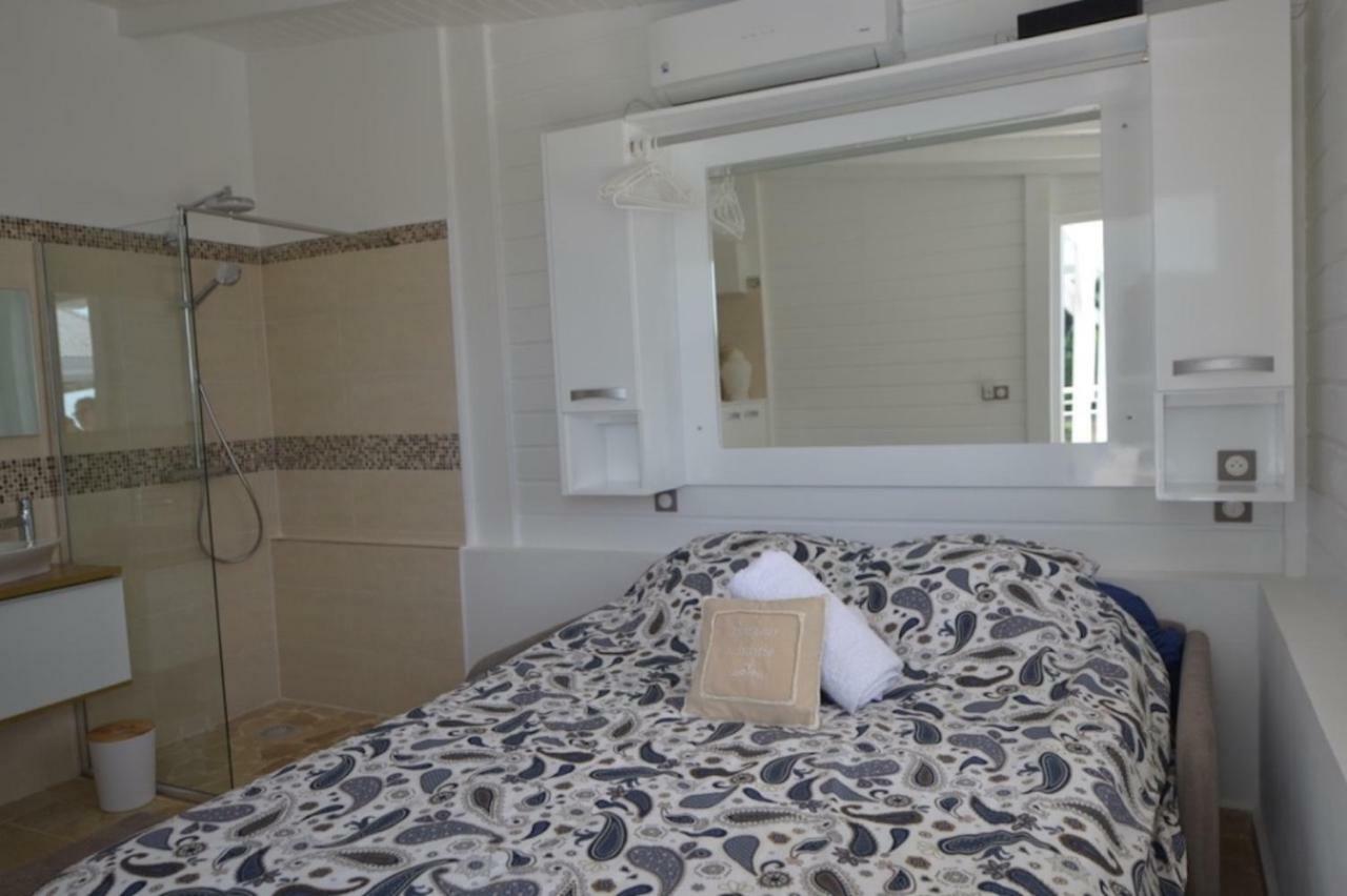 "Pepite" Apartment Petit-Bourg Luaran gambar